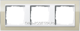 Gira EV CL Песочный/Бел Рамка 3-ая (213773) G21377